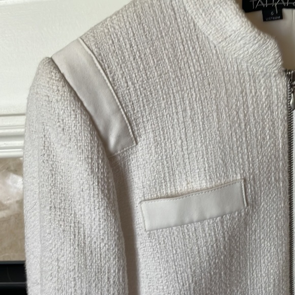 Tahari jacket - Picture 3 of 9